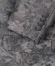 Laden Sie das Bild in den Galerie-Viewer, Barockanzug mit Camouflage Dessinierung